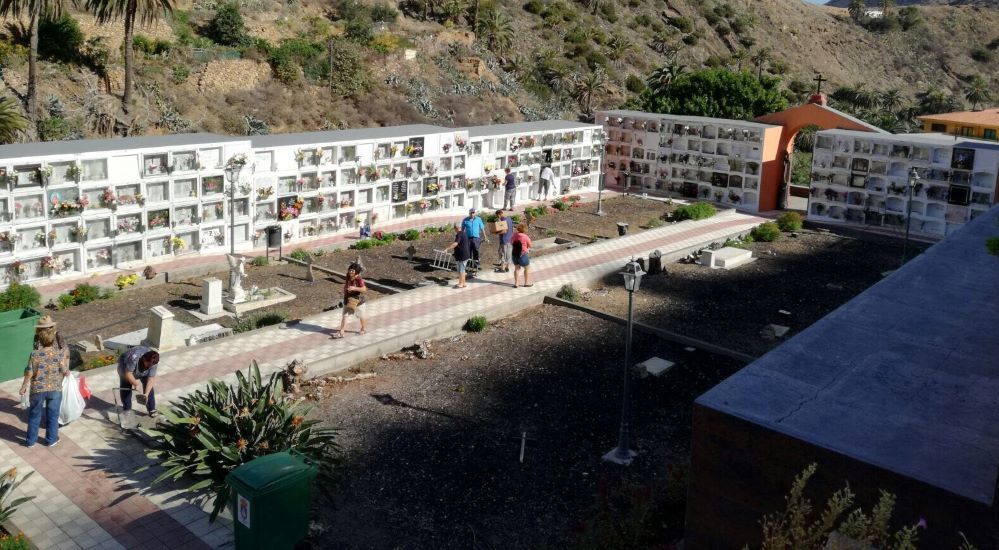 El Ayuntamiento de Vallehermoso ha adjudicado  la ampliación de los cementerios del Casco y Alojera