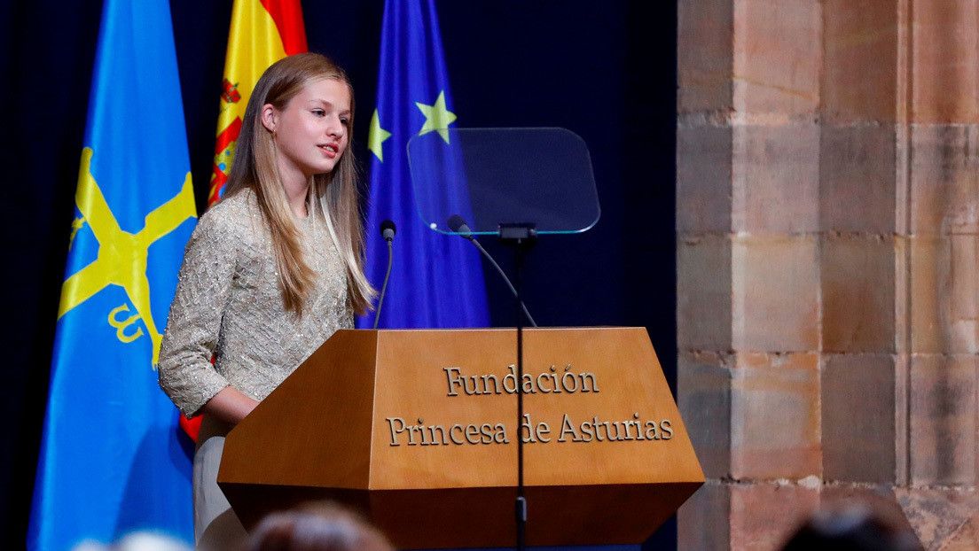 ‘Leonor se va de España, como su abuelo’: Un rótulo en Tve sobre los estudios de la princesa provoca el relevo de sus responsables