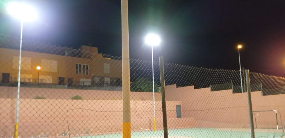 La Cancha de La Gallarda cambia su alumbrado con ocho luminarias de bajo consumo y un coste de 13.571,35 euros