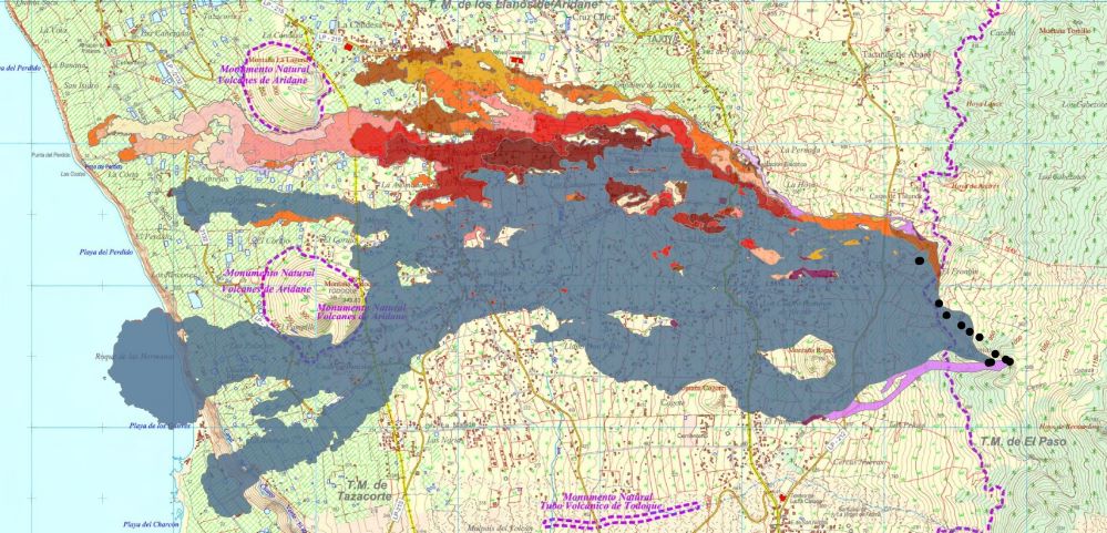 Aumenta el nivel de emisión de lava por el flanco oeste tras una nueva reconfiguración del cono volcánico
