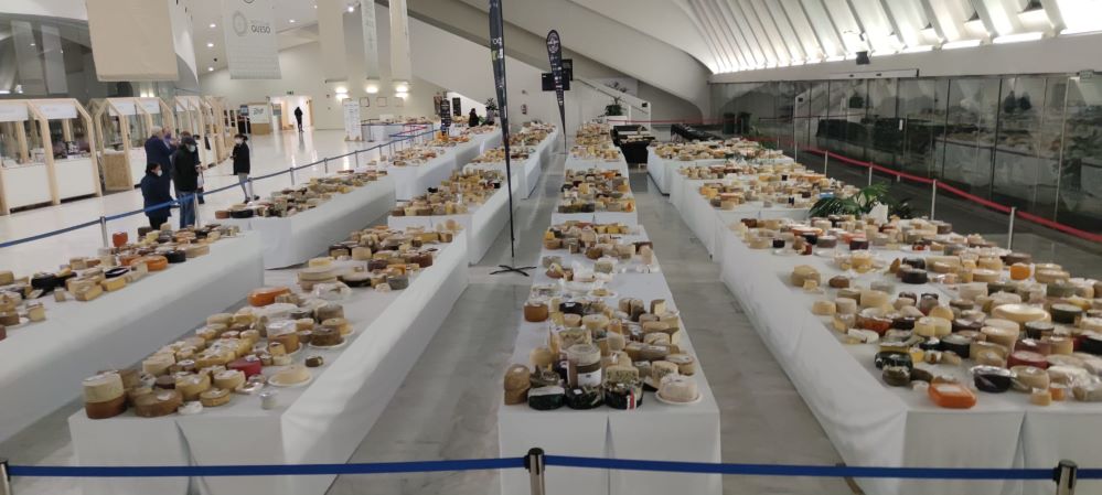 El concurso World Cheese Awards 2021 premia la calidad de 41 quesos del Archipiélago