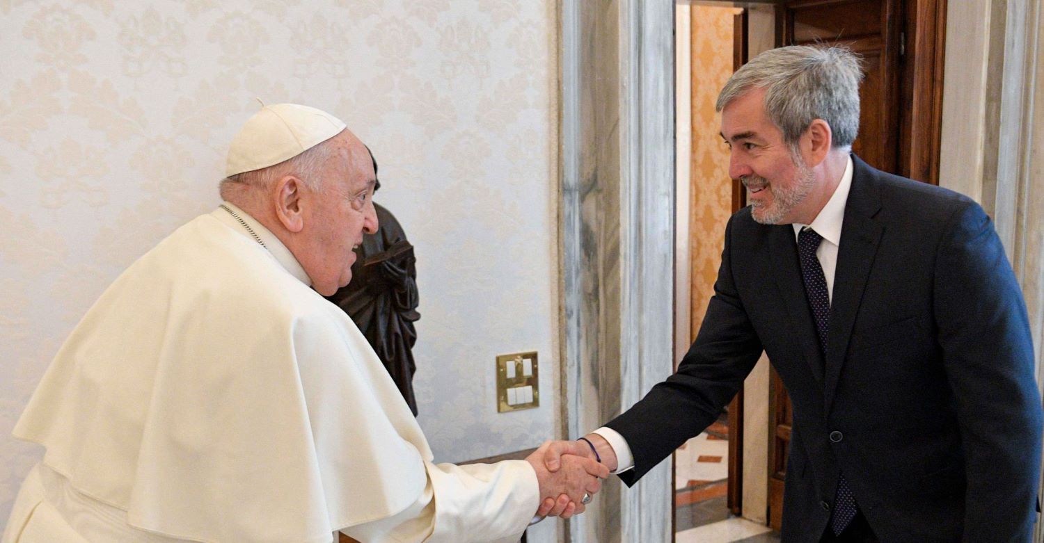 El presidente de Canarias declara tres días de luto oficial en las islas por el fallecimiento del Papa Francisco