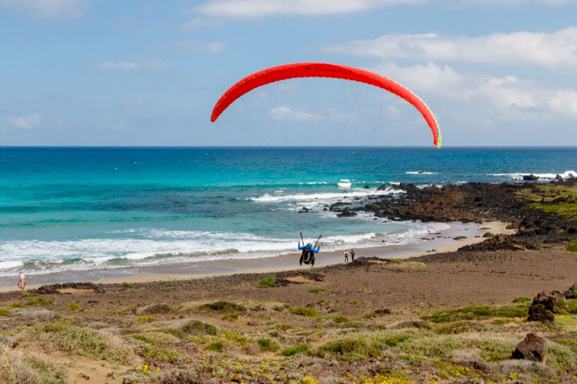 Las empresas de Canarias de turismo activo se quejan de que las declaraciones de alertas climáticas le suponen perdidas