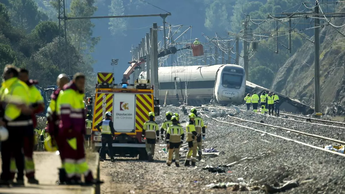 Se eleva a 43 la cifra de los fallecidos tras el accidente entre dos trenes en Adamuz